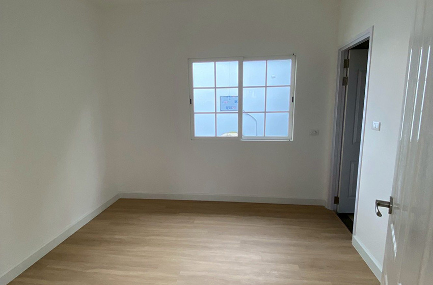 House with Shared Pool in Bangnatrad 